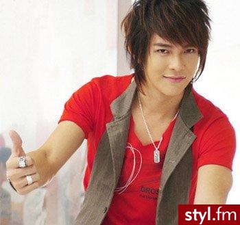 Jiro Wang - Średnie Męskie Fryzury
