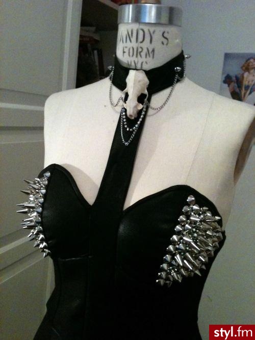 Sukienki Moda