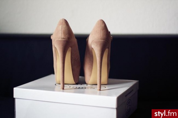 Szpilki Buty Moda