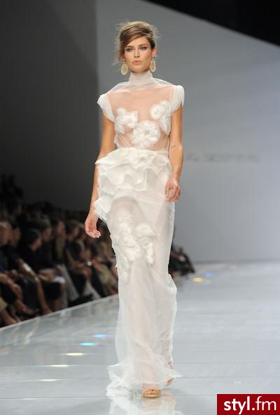 Sukienki Moda