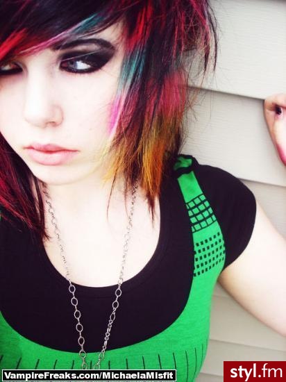 EMO Alternatywne Średnie Fryzury