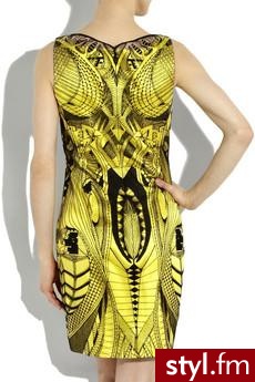 sukienka. €3,295  Alexander McQueen  
Jeżeli już jest proszę o link - Pozostałe Ciuchy Moda