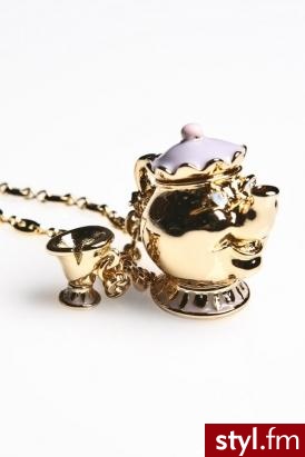 wisiorek. Disney Couture
Jeżeli już jest proszę o link - Pozostałe Dodatki Moda