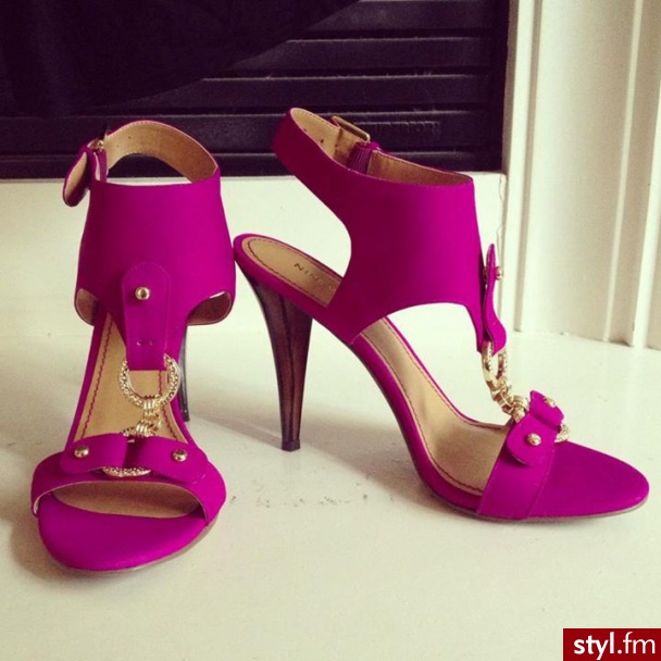 Szpilki Buty Moda