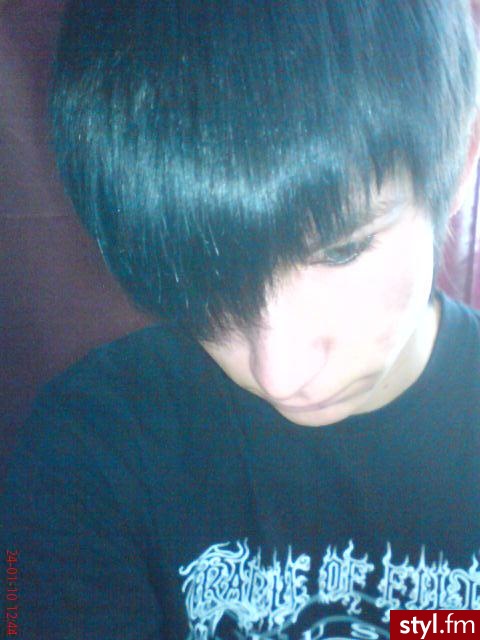 Emo. ;p - Średnie Męskie Fryzury
