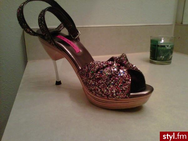 Szpilki Buty Moda
