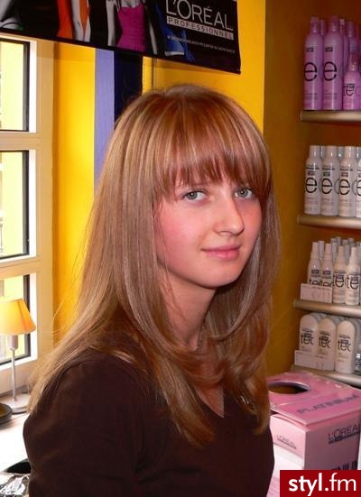 Średnie Fryzury