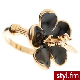 pierścionek. Disney Couture http://www.v.80spurple.com/ Jeżeli już jest proszę o link - Pozostałe Dodatki Moda