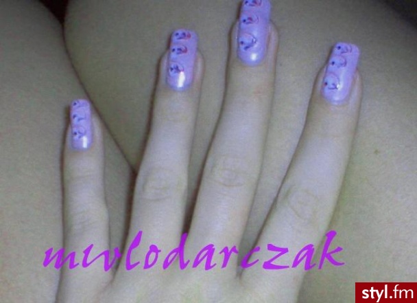 Autor: mwlodarczak fioleciki. Autor: <b>mwlodarczak</b><br /> - Paznokcie