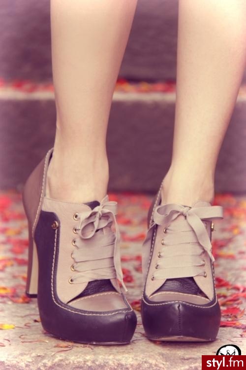 Szpilki Buty Moda