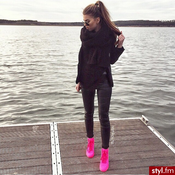Iva Nikolina Juric - Moda uliczna Inne Moda