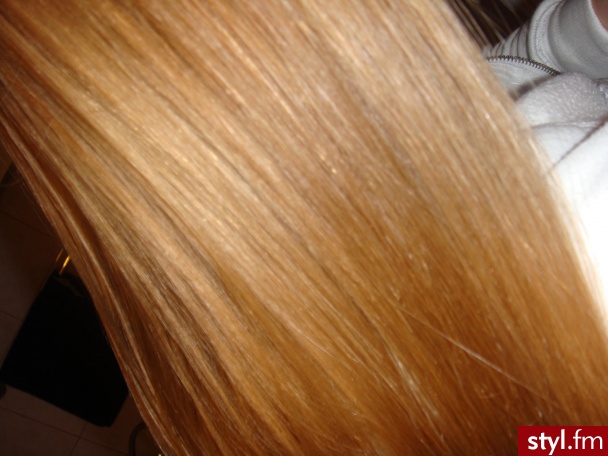 kolor bazowy średni blond (farbowany farbą garniera)farba użyta: loreal casting odcień 623 caffe latte efekt zaraz po farbowaniu - Długie Fryzury
