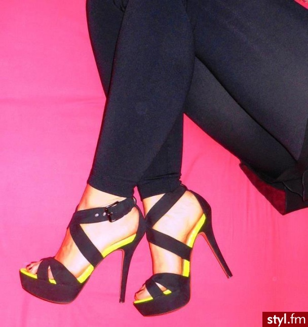 Szpilki Buty Moda