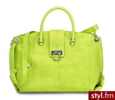 Salvatore Ferragamo: 5 200 PLN - 16 400 PLN (w zależności od rodzaju skóry) - Pozostałe Torebki Moda