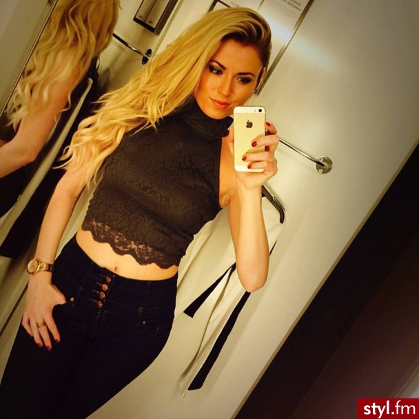 Blond Rozpuszczone Kręcone Na co dzień Długie Fryzury
