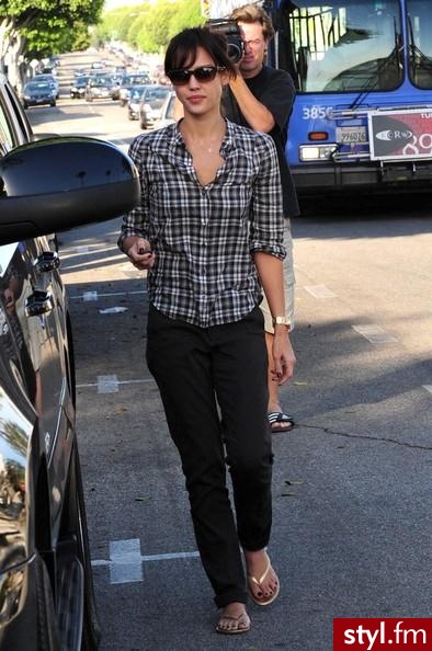 Jessica Alba - Moda uliczna Inne Moda