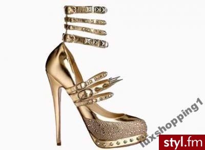 http://www.allegro.pl/item613925853_christian_louboutin_for_rodarte_spiky_heels_nowe.html - Pozostałe Buty Moda