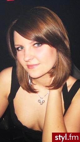 Średnie Fryzury