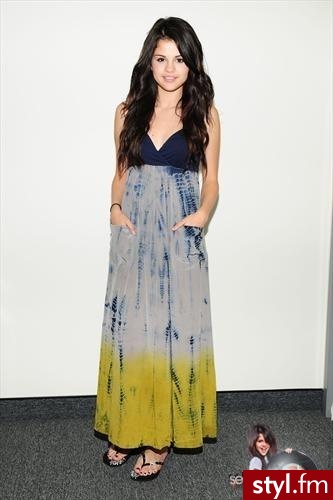 Selena Gomez - Sukienki Moda