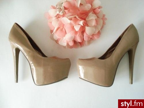 Szpilki Buty Moda