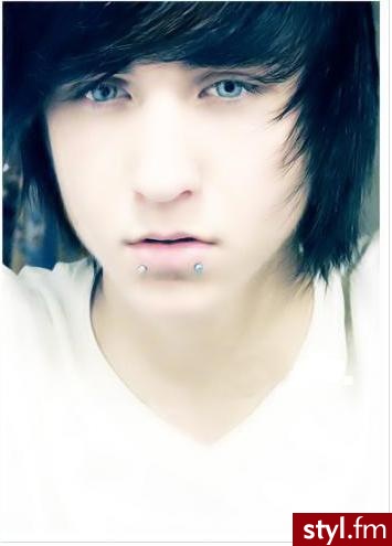 Alex Evans <3 - EMO Alternatywne Średnie Fryzury