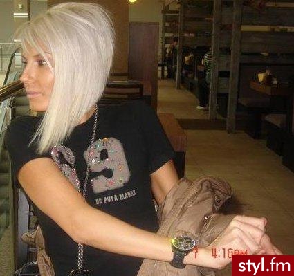 Blond Rozpuszczone Proste Na co dzień Średnie Fryzury