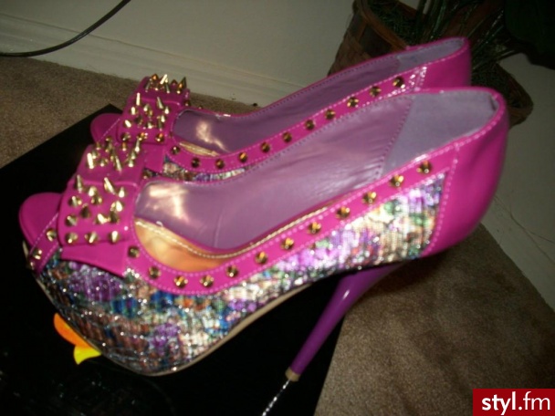 Szpilki Buty Moda