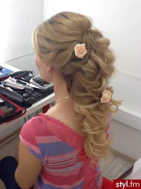 Blond Upięcie Kręcone Ślubne Długie Fryzury