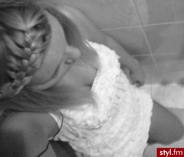 Blond Warkocze Proste Konkursowe, pokazowe Średnie Fryzury