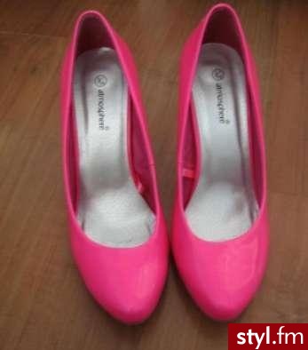 Pozostałe Buty Moda