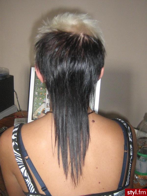 Średnie Fryzury