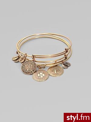 Komplet bransoletek od 
Alex and Ani. Cena: $60 - Pozostałe Dodatki Moda