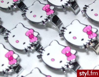 http://www.allegro.pl/item530633627_pierscionki_hello_kitty_mega_promocja.html - Pozostałe Dodatki Moda
