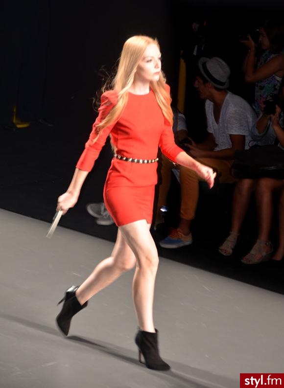 Sukienki Moda