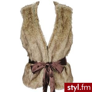 Belted Faux Fur Vest - Forever21 - Polyvore. Pobrano ze strony: http://www.polyvore.com/belted_faux_fur_vest/thing?id=10632389 - Pozostałe Ciuchy Moda
