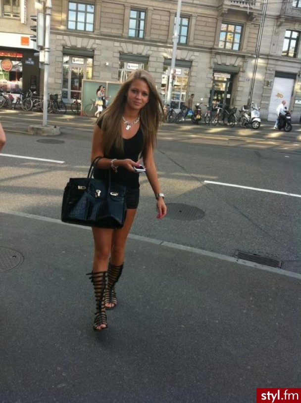 Sumeja Smajlovic - Moda uliczna Inne Moda