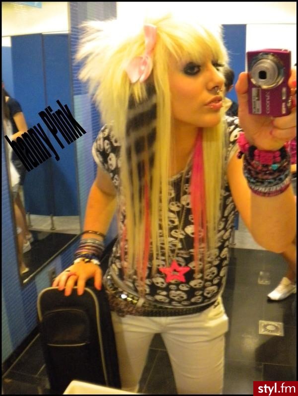 EMO Alternatywne Średnie Fryzury