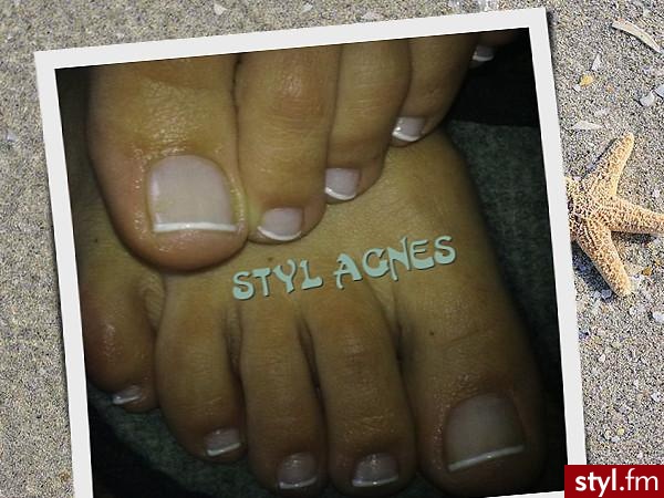 zostal wykonany pedicure - Paznokcie