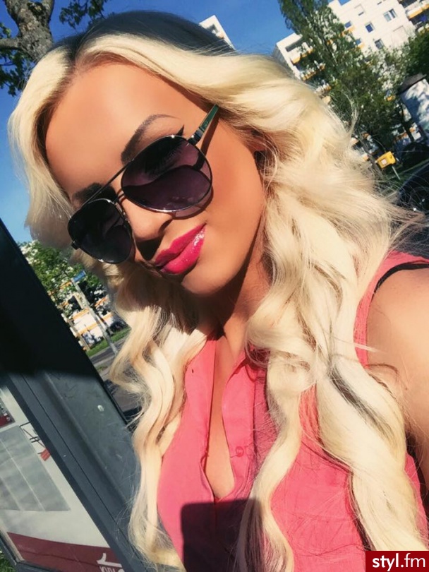 Blond Rozpuszczone Kręcone Na co dzień Długie Fryzury