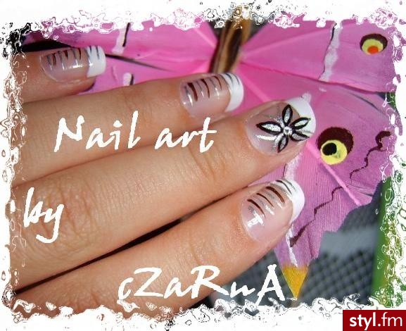 French with black Flower - Paznokcie