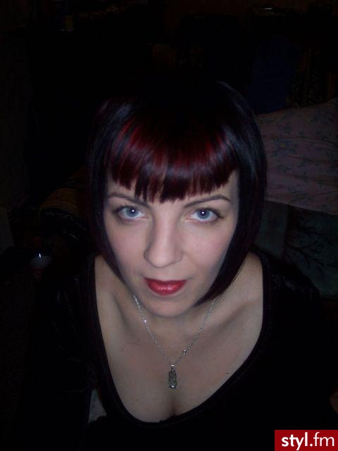 Średnie Fryzury