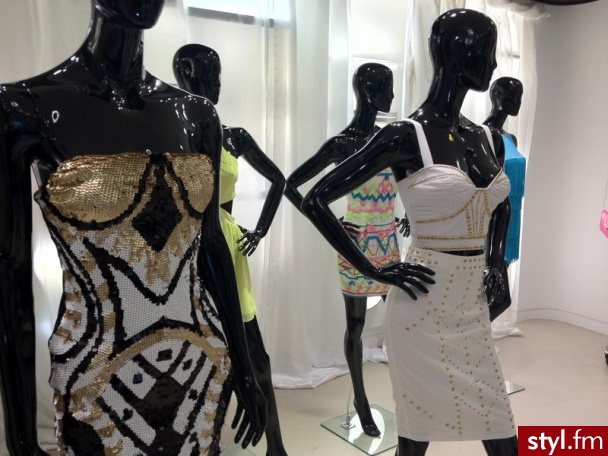 Sukienki Moda