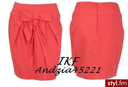 Pink linen bow tulip skirt
Cena £25.00 - Pozostałe Ciuchy Moda