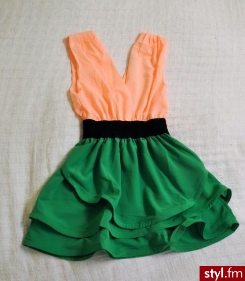 Sukienki Moda