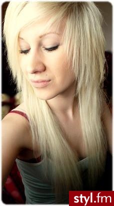 Średnie Fryzury