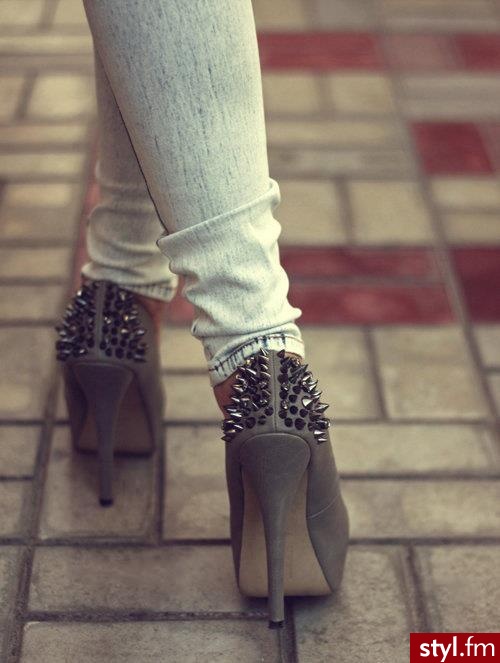 Szpilki Buty Moda