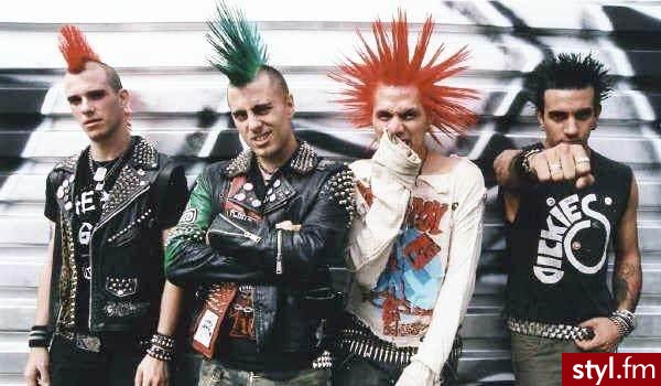 the casualties - Punk Rock Alternatywne Średnie Fryzury