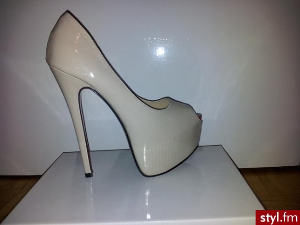 Szpilki Buty Moda