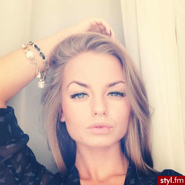 Blond Rozpuszczone Proste Na co dzień Długie Fryzury
