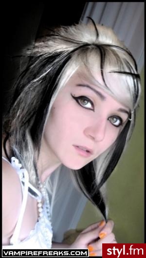 EMO Alternatywne Średnie Fryzury